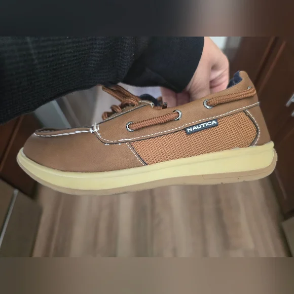 Nautica Boys Brown Boat Shoes - Picture 5 of 10